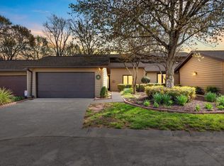 212 Goldfinch Cir, Greer, SC 29650