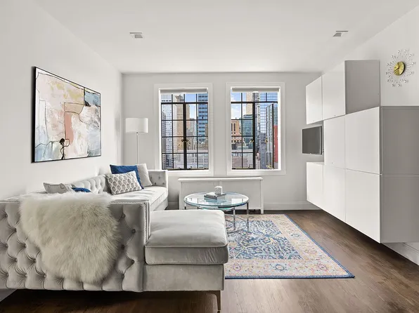 45 Tudor City Pl APT 2111, New York, NY 10017