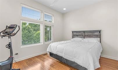 5th image of 945 Woodrow Ave Suite D