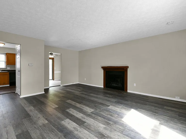 1427 Snowmass Rd — Photo 2