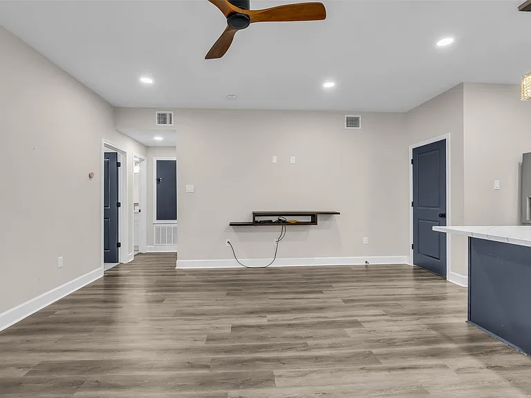 8529 Dosia St #A — Photo 14