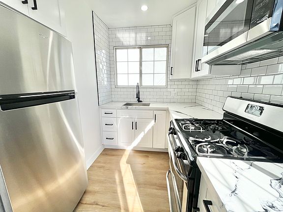 2nd image of 1403 N Vista St #3A