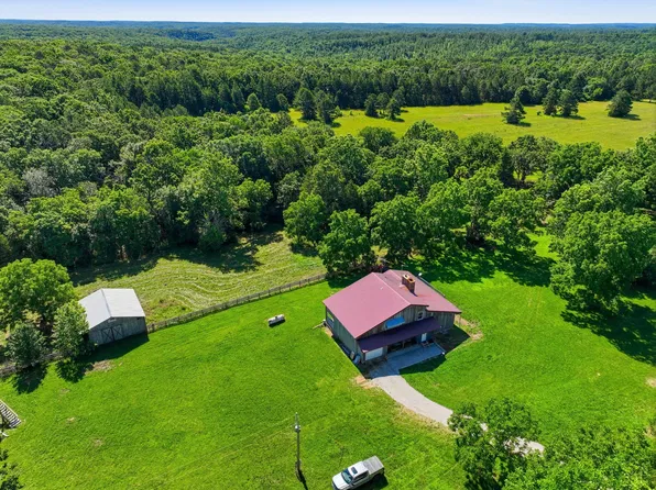 9452 Lynch Drive, Bucyrus, MO 65444
