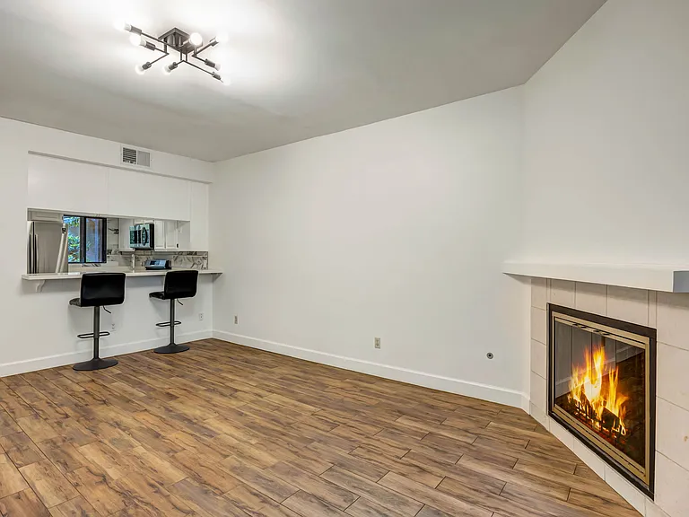 8707 Falmouth Ave #109 — Photo 5