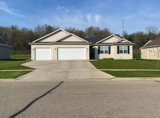861 Stonefield Dr, Edgerton, WI 53534