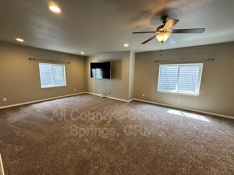 17888 White Marble Dr — Photo 20