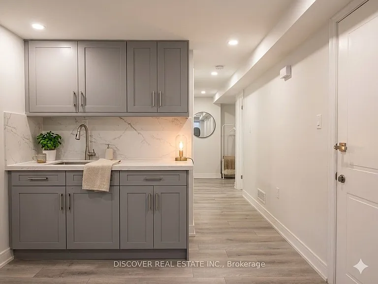 186 Floradale Dr #2 — Photo 8