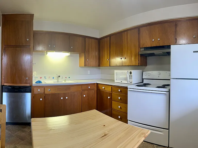 521 Avenue D #2 — Photo 14