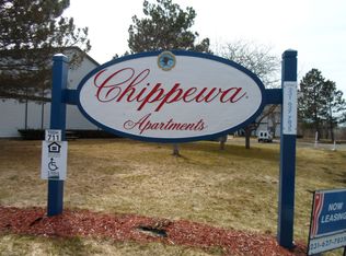 120 Vale St, Cheboygan, MI 49721