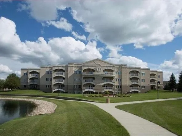 2501 30th Ave S APT 201, Fargo, ND 58103