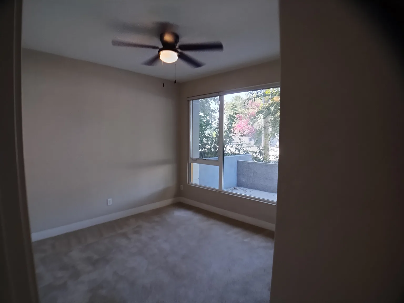 4 bed, 3.5 bath, 1920 sqft, $4,500 — Photo 4