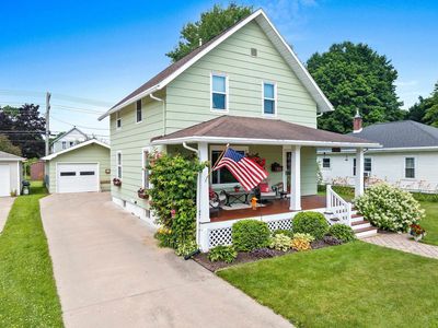 235 N Adams St, Oconto Falls, WI, 54154