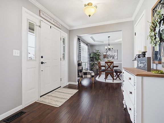 4th image of 22 Long Cove Ct
