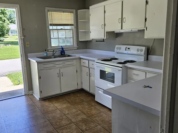 5050 Pulliam St #5050, Hannibal, MO 63401