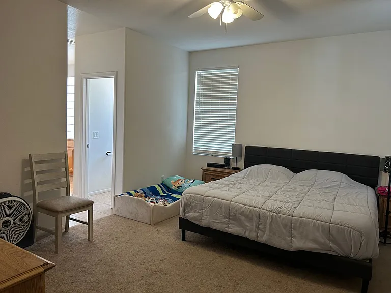 5832 Vista Luna St — Photo 2