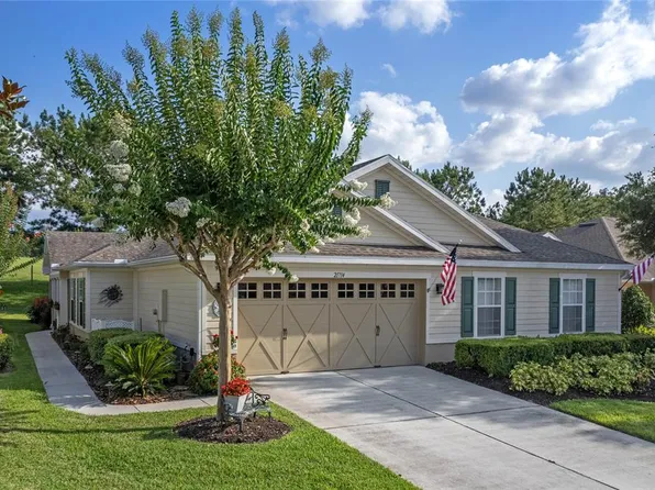 21714 Belgian Ct, Mount Dora, FL 32757