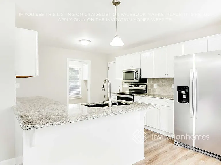 109 Woodsorrell Ct — Photo 6
