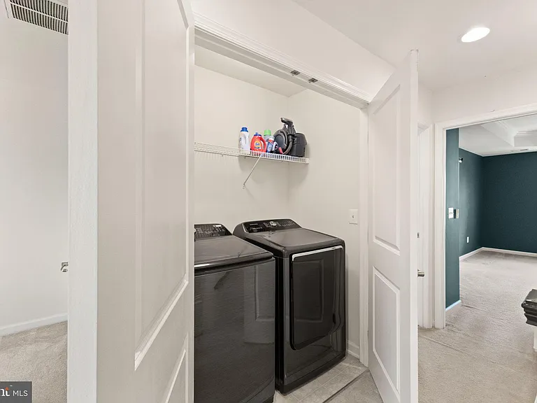 36 Madison St — Photo 25