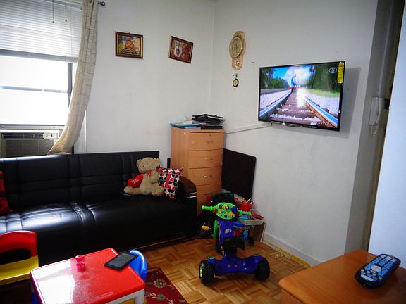 2nd image of 2168 35th St APT 4G