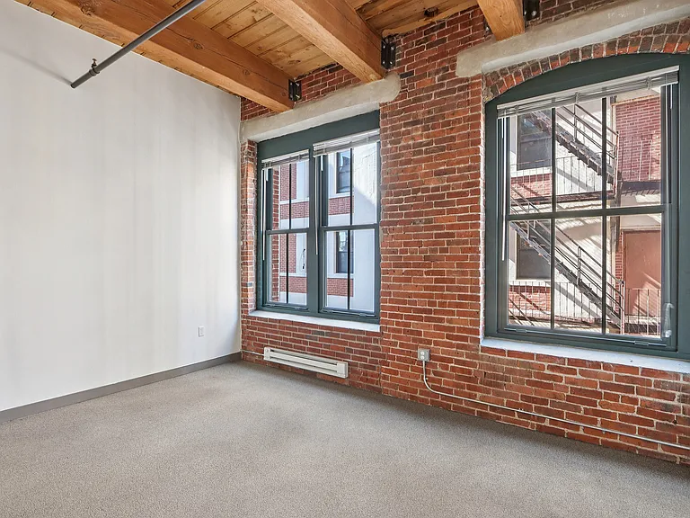 381 Congress Lofts — Photo 23