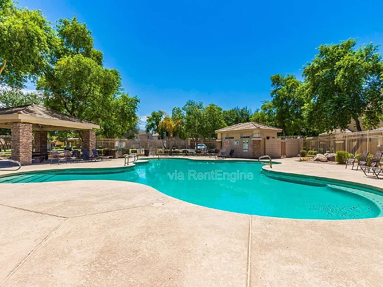 1384 S Sabino Dr — Photo 37