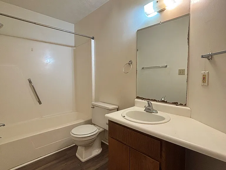 6400 Starbrook Dr #7 — Photo 8