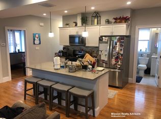 4 Sumner St #2, Boston, MA 02128