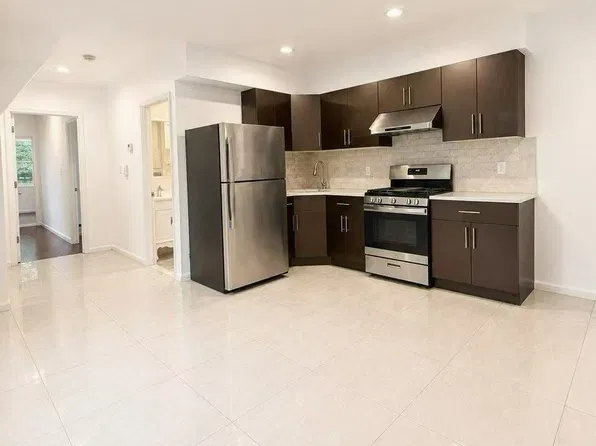 14350 Franklin Ave Floor 3, Flushing, NY 11355