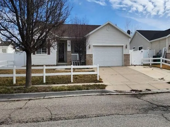 5086 S 3925 W, Roy, UT 84067