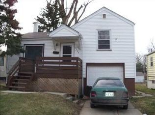 3744 N 43rd St, Omaha, NE 68111