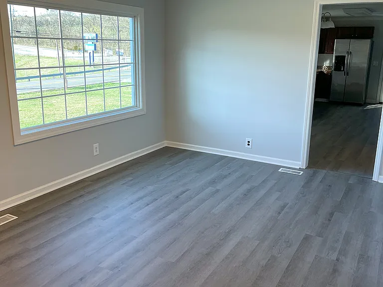 1712 Bristol Caverns Hwy — Photo 15