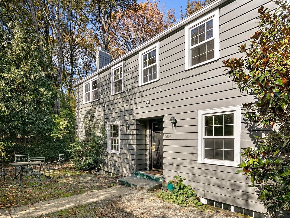 1st image of 902 E Highland Dr