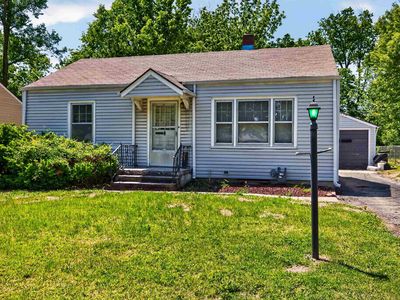 2325 SW Harrison St, Topeka, KS, 66611