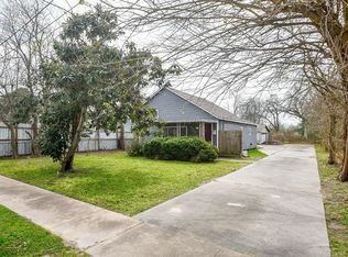 5522 Bunte St, Houston, TX 77026