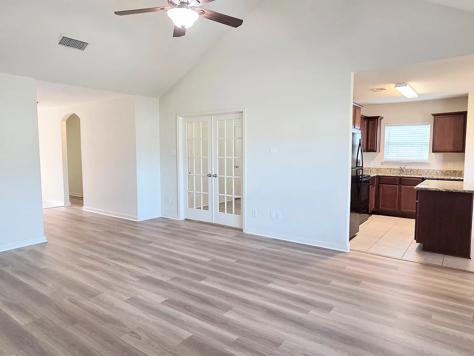 1322 Corkwood Dr — Photo 1