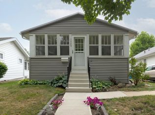 1520 Forest Ave, Waterloo, IA 50702