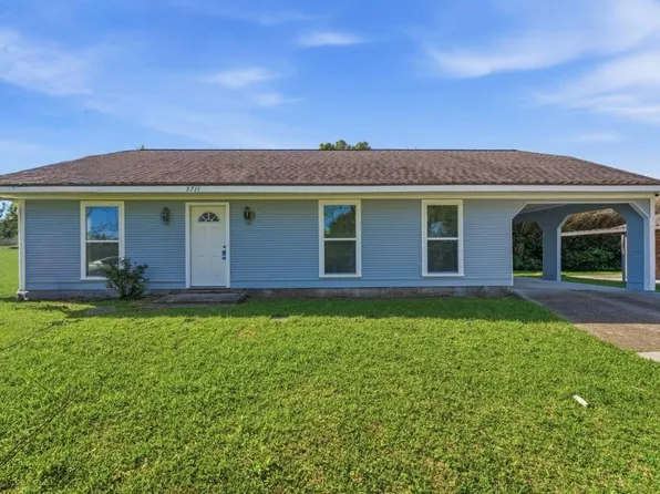 3711 Lawrence Ln, Lake Charles, LA 70605