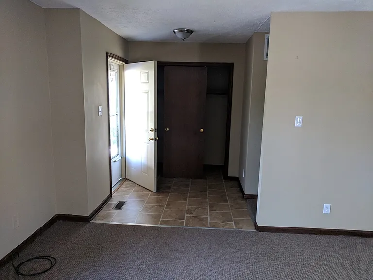 160 Los Ranchos Dr — Photo 4