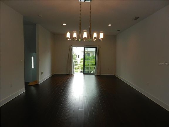 4th image of 1221 25th Ln N