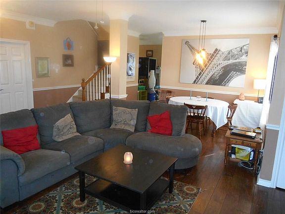 2nd image of 2212 E Briargate Dr