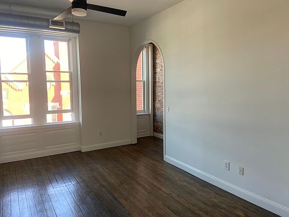 4th image of 2423 S 12th St #2F