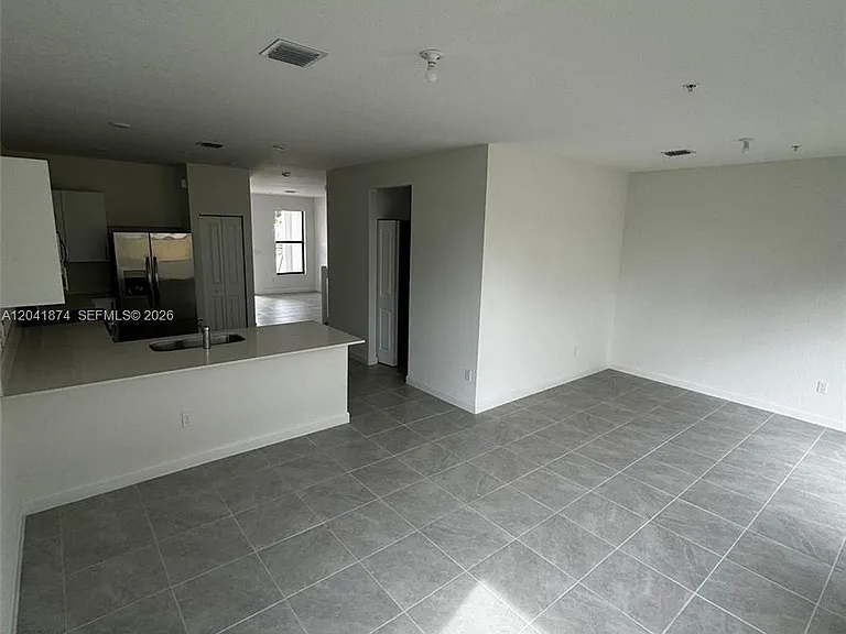 285 SW 159th Ln #0 — Photo 5
