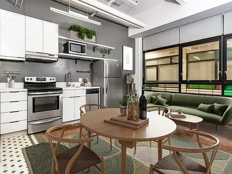 1411 Valencia St — Photo 14