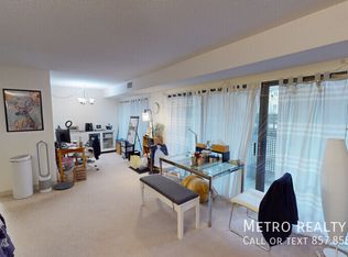 69 Centre St #1A, Brookline, MA 02446