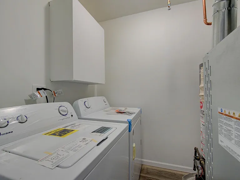 405 Woodland Dr — Photo 11