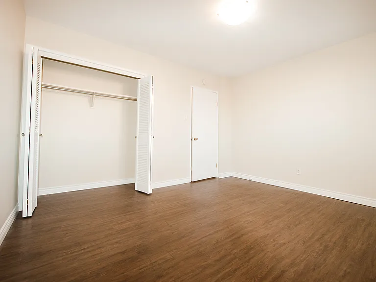 333 Edison Ave #201 — Photo 11