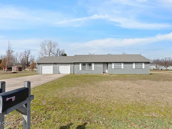 4021 E 15th Pl, Joplin, MO 64801