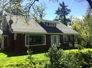 120 Smith Sawyer Rd, Cave Junction, OR 97523