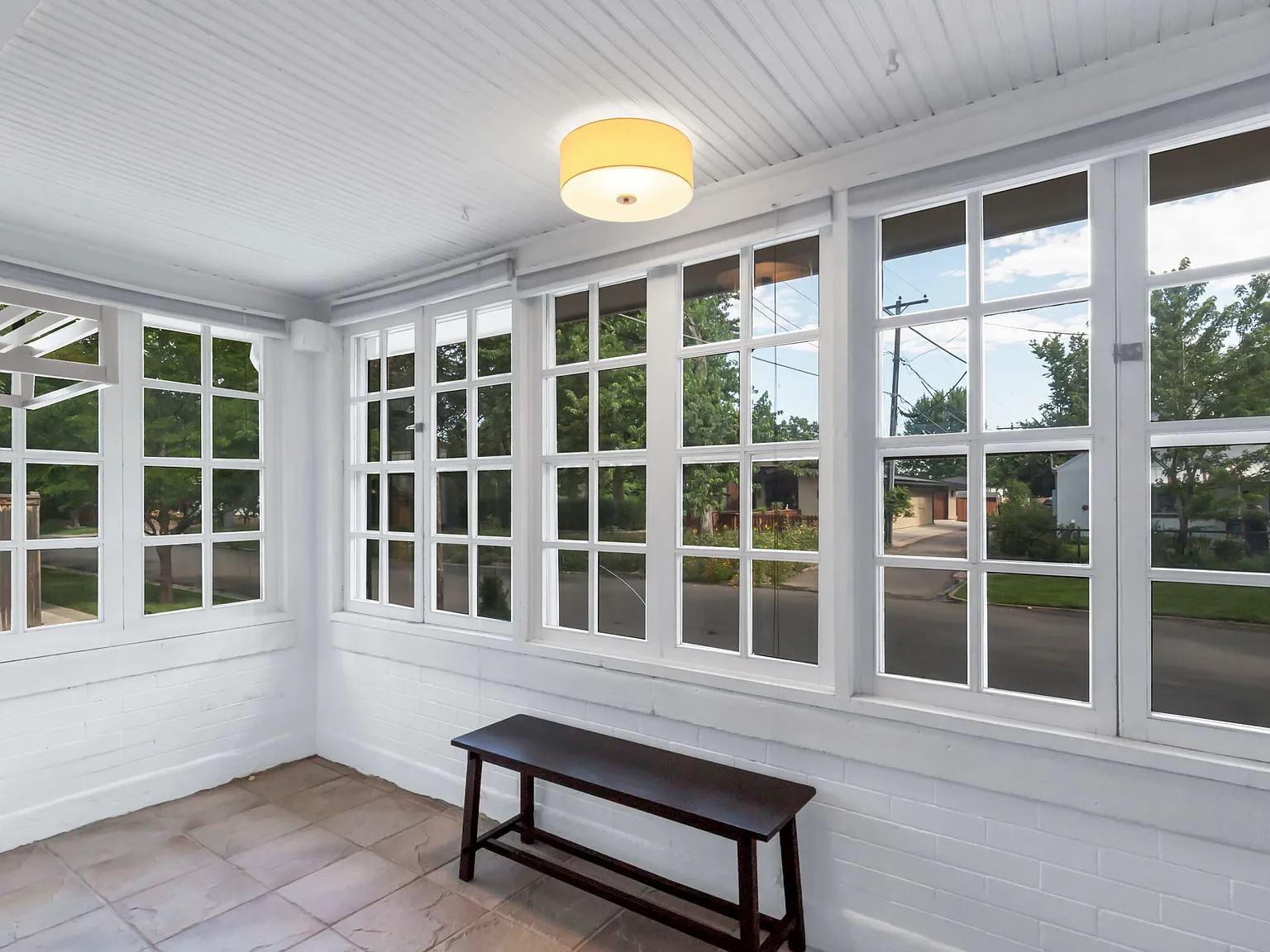 3 bed, 1723 sqft, $3,599 — Photo 3