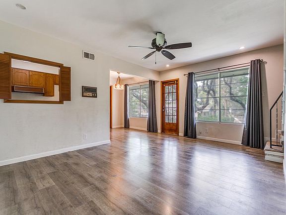 5th image of 3551 Red Oak Ln